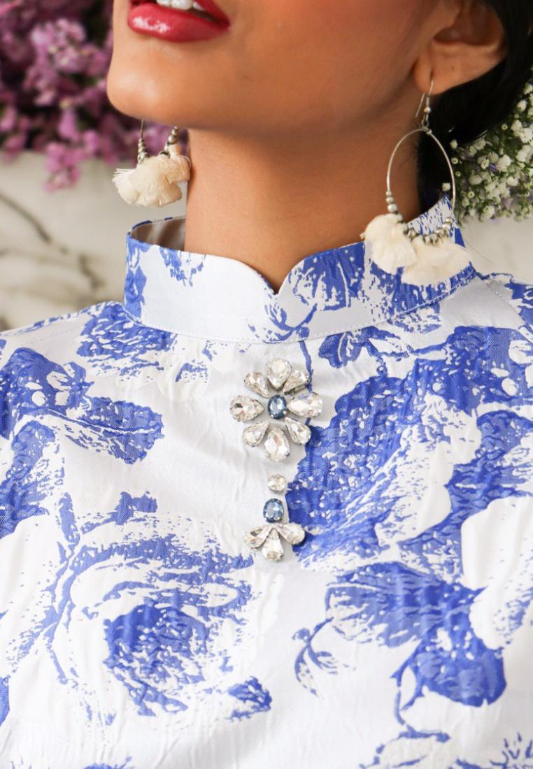 LORENE KURUNG IN ROYAL BLUE