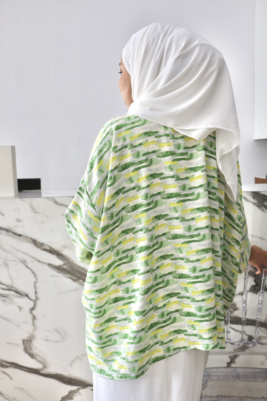 AVERIE OVERSIZED TOP IN LEMONADE