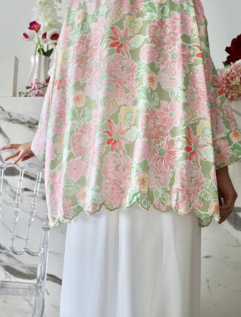 FIORE OVERSIZED TOP IN LIGHT PINK GREEN